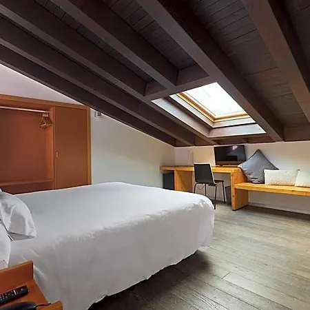 Hotel Maria Pacheco Boutique 4*