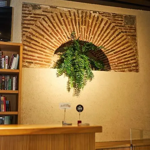 Maria Pacheco Boutique